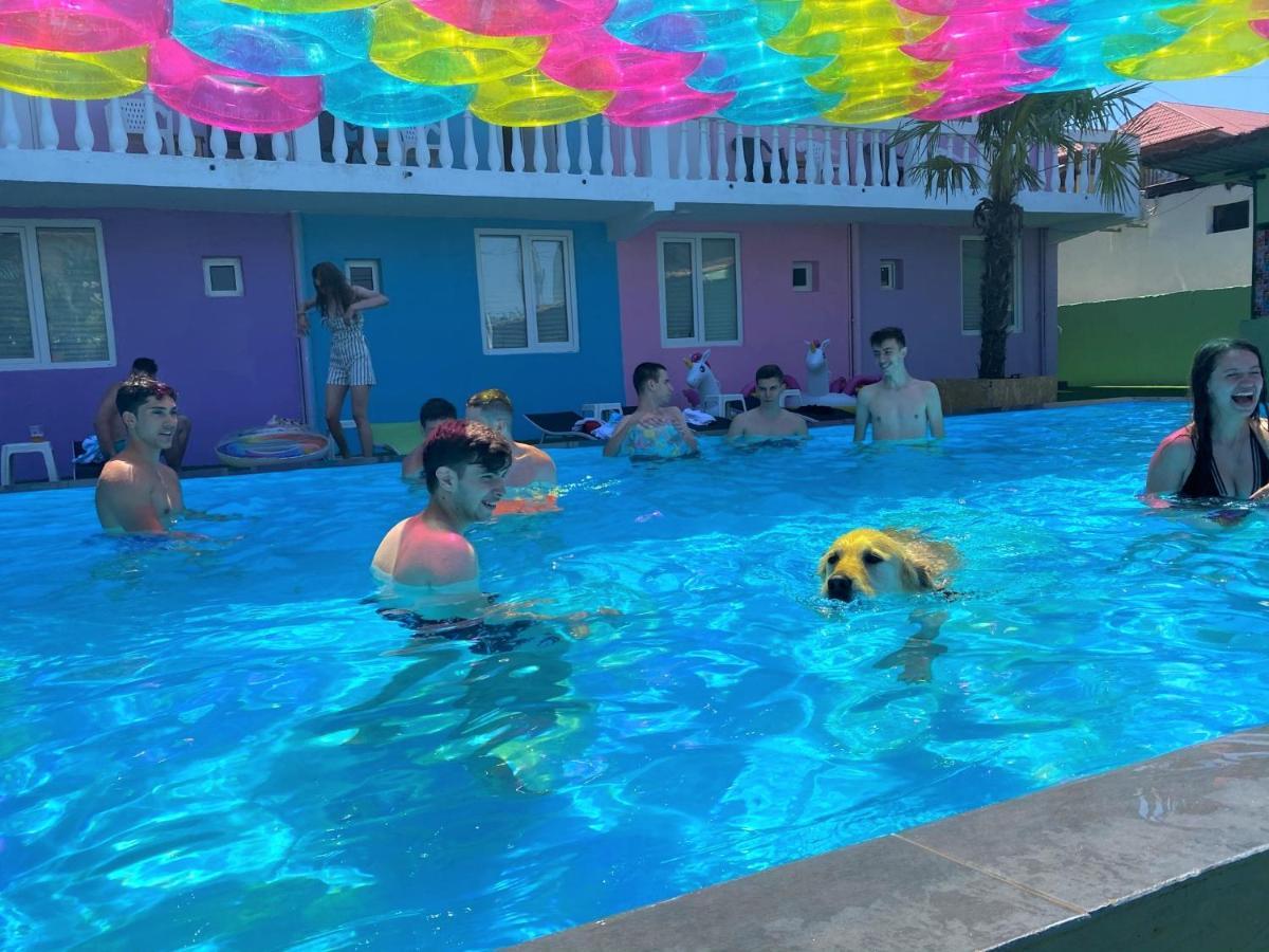 Casa Barbie Costinesti Hostel Εξωτερικό φωτογραφία