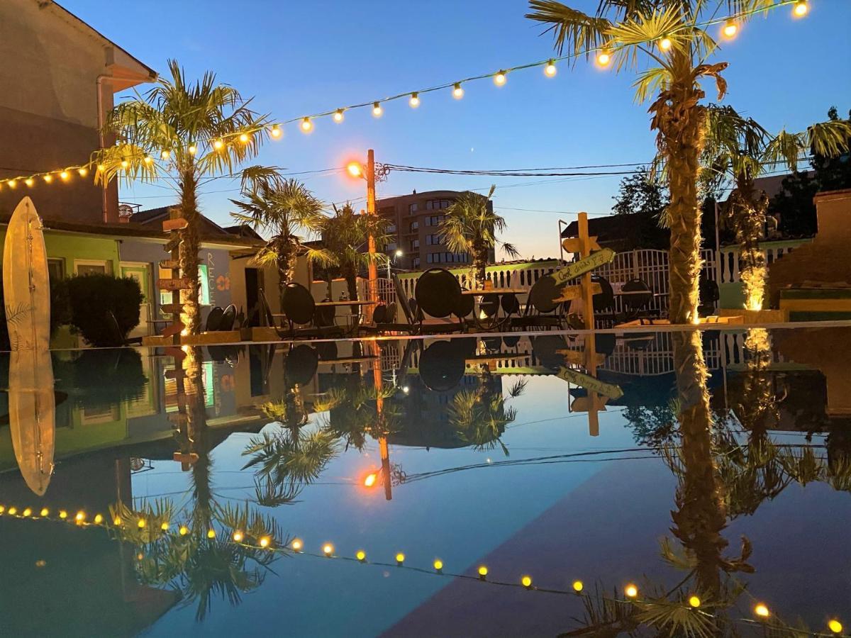 Casa Barbie Costinesti Hostel Εξωτερικό φωτογραφία