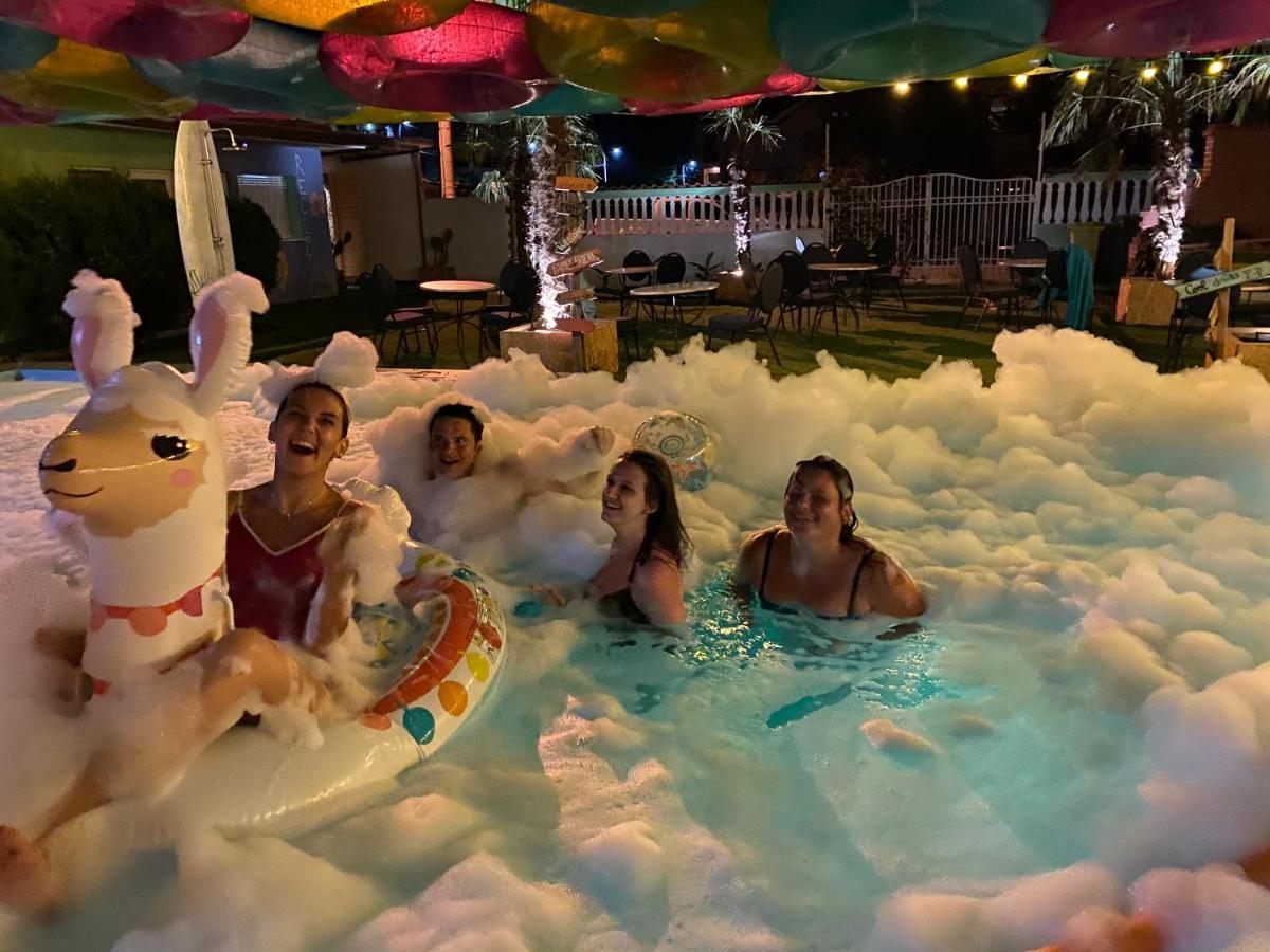 Casa Barbie Costinesti Hostel Εξωτερικό φωτογραφία