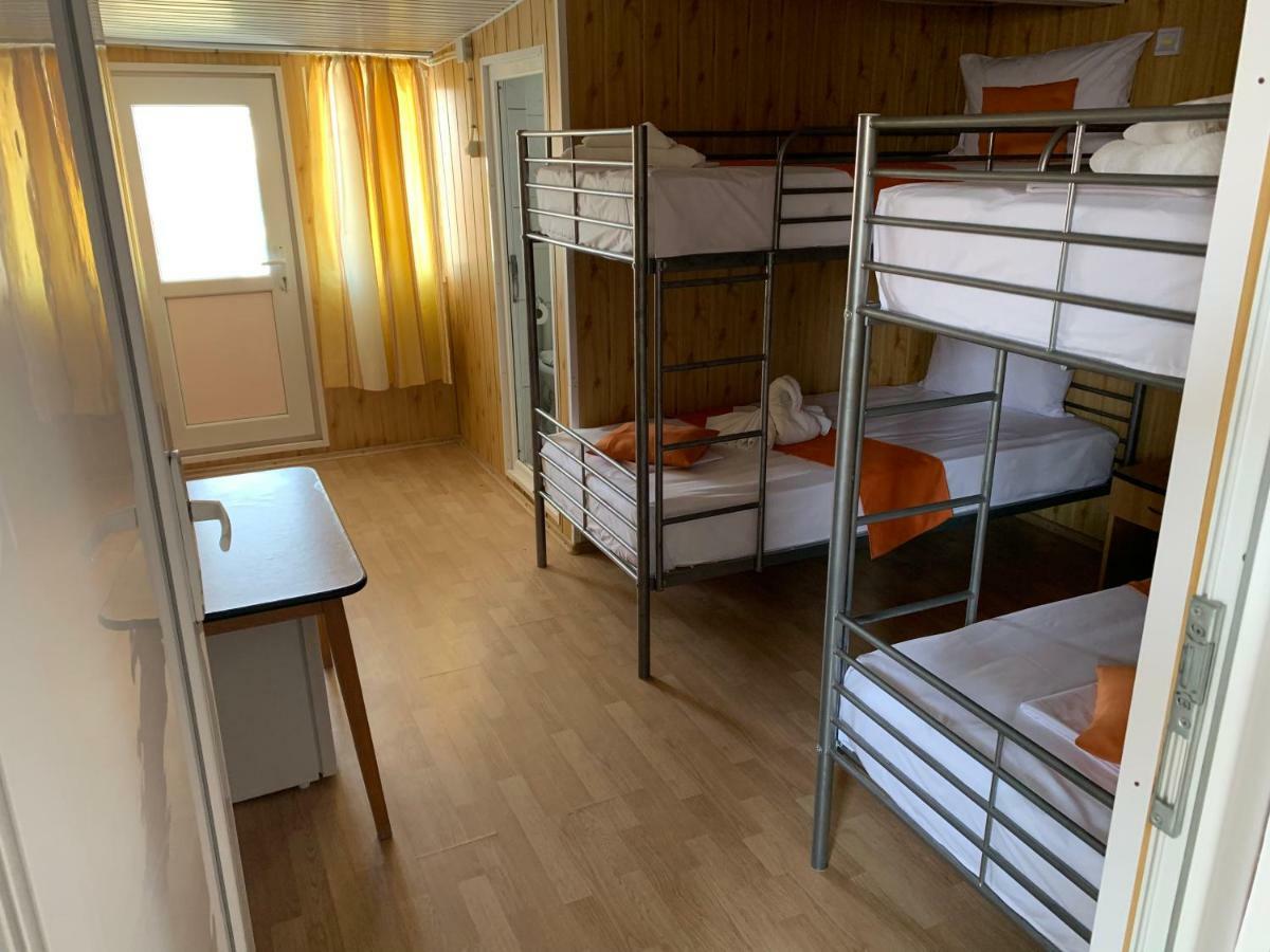 Casa Barbie Costinesti Hostel Εξωτερικό φωτογραφία